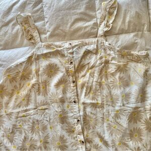 Floral Button-Down Sleeveless Top